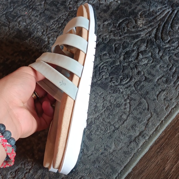 EMU AUSTRALIA SANDALS SIZE 6 - Picture 5 of 7